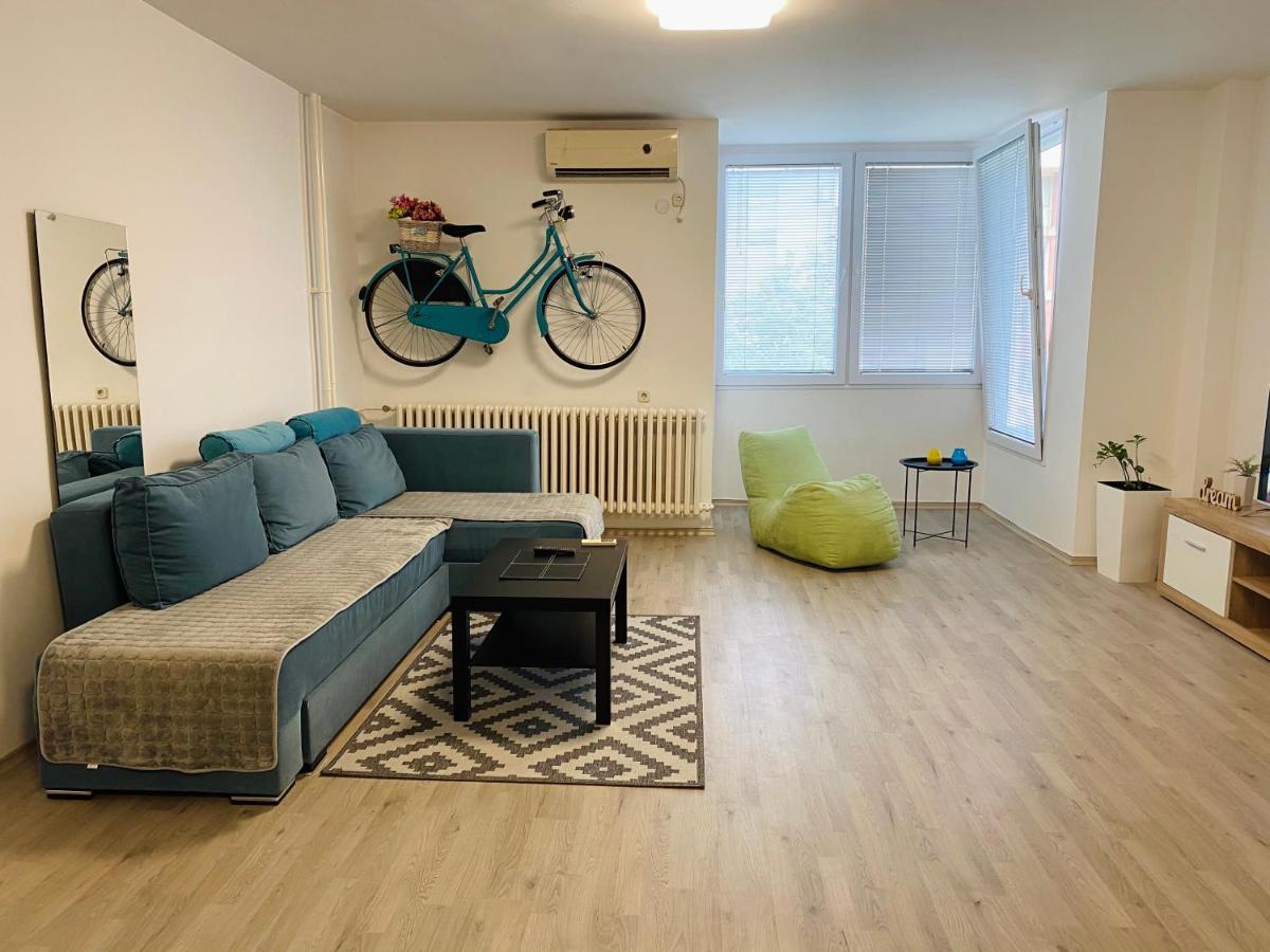 Regina'S Modern Apartment2 Скопье Экстерьер фото