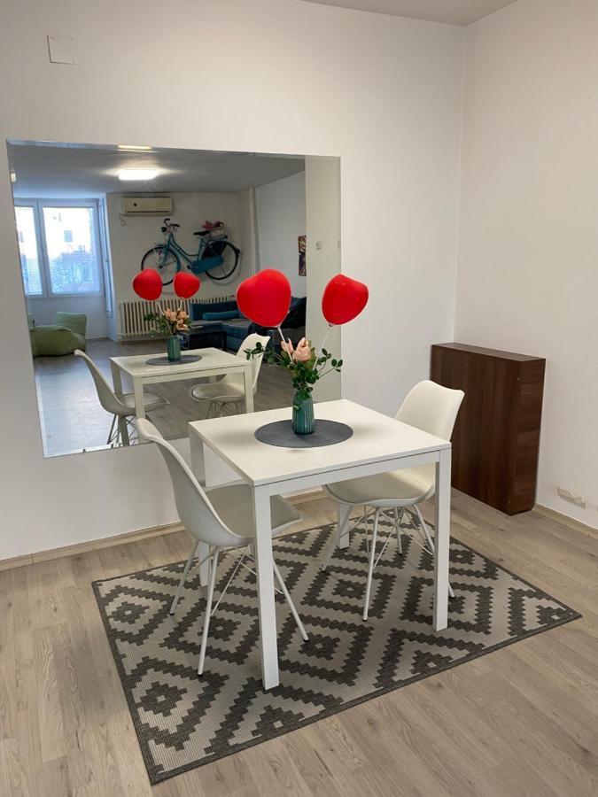 Regina'S Modern Apartment2 Скопье Экстерьер фото