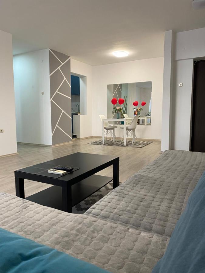 Regina'S Modern Apartment2 Скопье Экстерьер фото