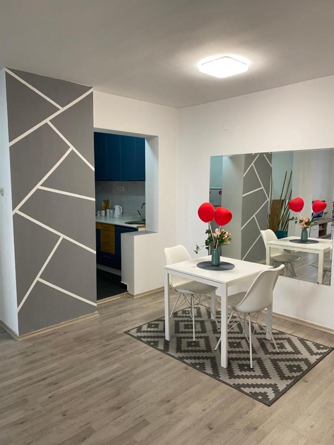 Regina'S Modern Apartment2 Скопье Экстерьер фото