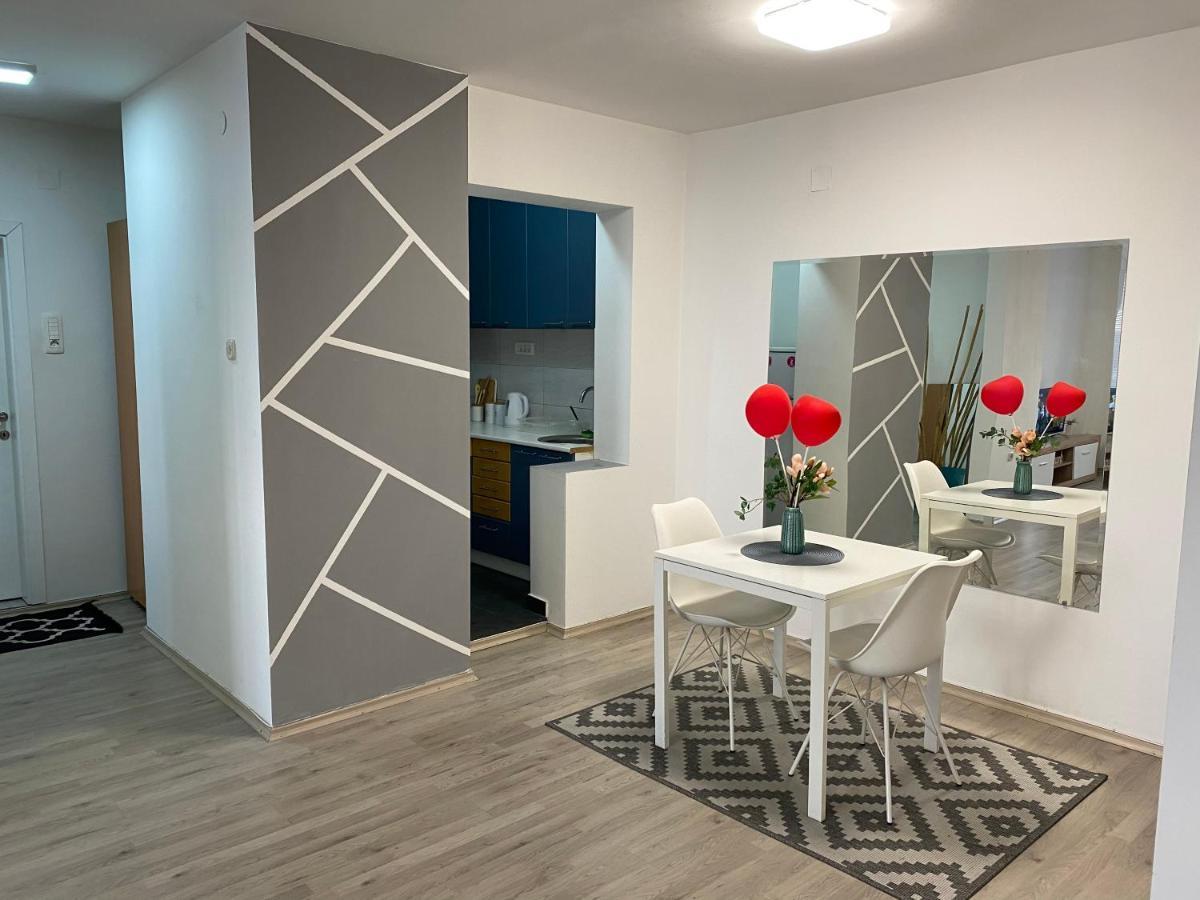Regina'S Modern Apartment2 Скопье Экстерьер фото